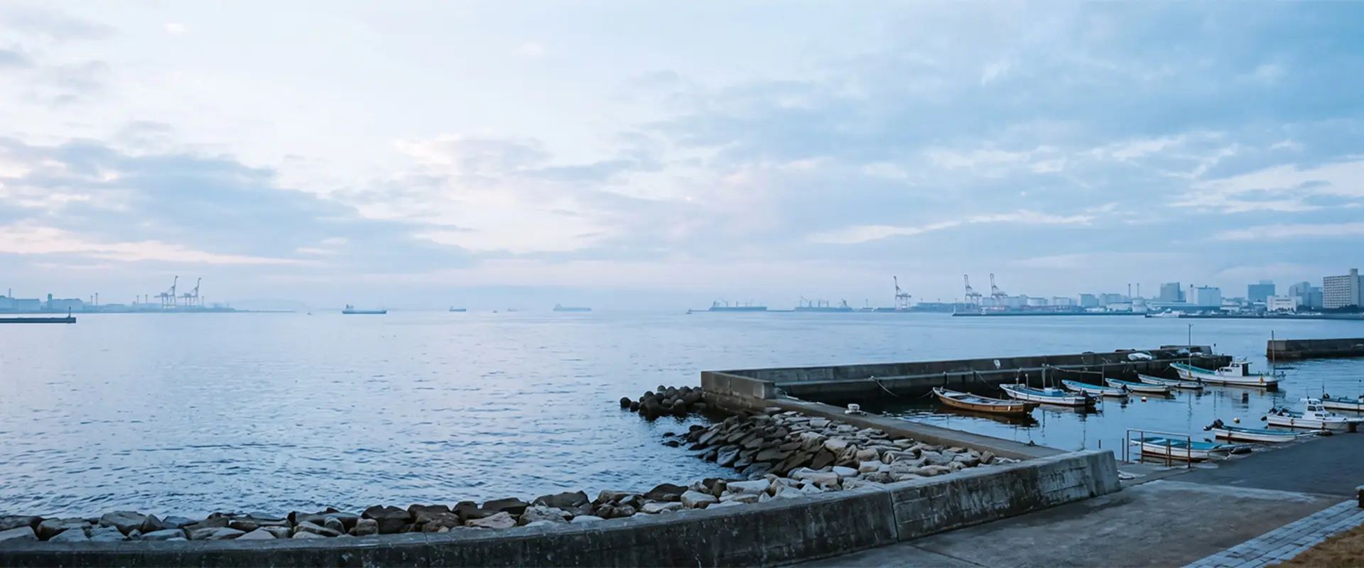 横浜の海辺の風景